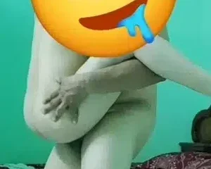 Thế dục buổi sáng sớm cùng với vợ yêu
