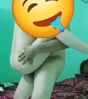 Thế dục buổi sáng sớm cùng với vợ yêu